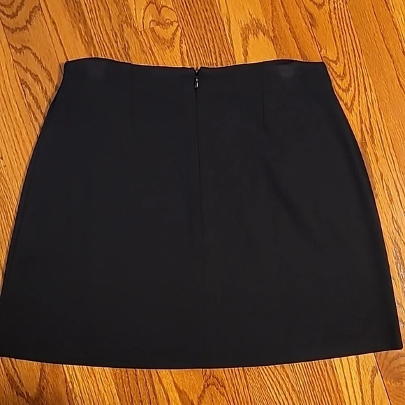 French Connection Skirt - Picture 3 of 6
